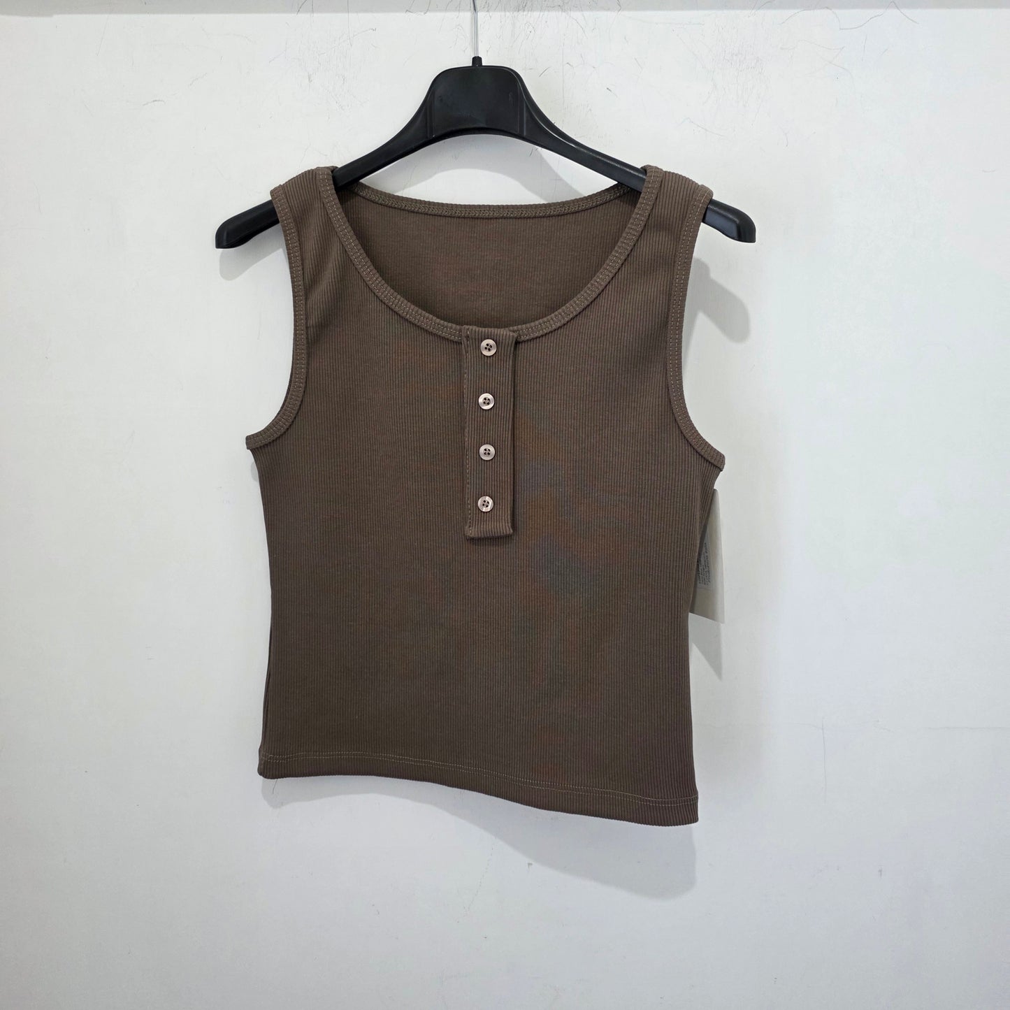 Canottiera con Bottoni e Design