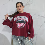 Amorni Maglia Nera con Grafica Labbra Glitterate e Corona Rosa Stile Fashion per Look Moderno e Sofisticato