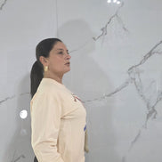 Felpa Con Motivo In Rilievo Design Unico Vari Colori E Misure Per Comfort E Versatilità