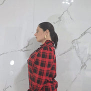 Camicia a Quadri Rossa con Rouches