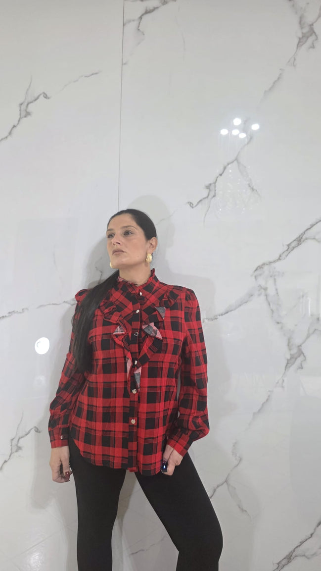 Camicia a Quadri Rossa con Rouches