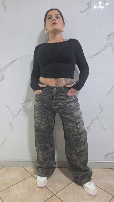 Jeans Donna Militare Glitterato Comodo con Dettagli Camouflage e Paillettes per un Look Fashionabile