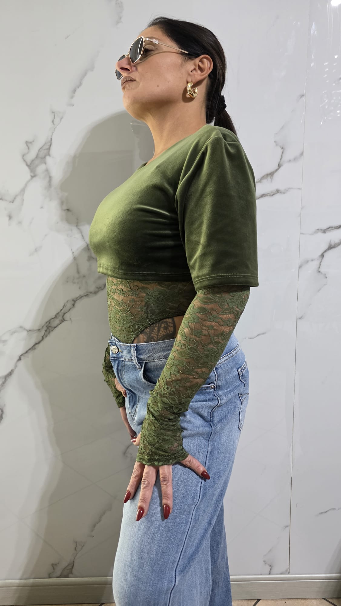 Body Verde Scuro con Maniche Lunghe e Dettagli in Pizzo per Donna Stile Elegante e Moderno