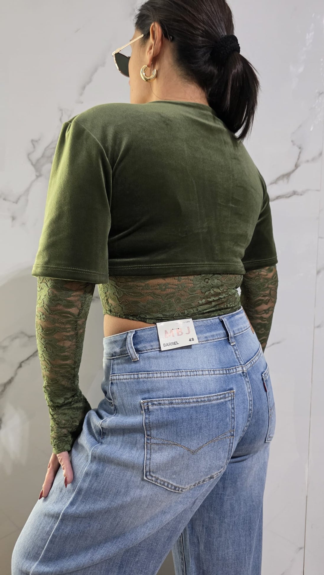 Body Verde Scuro con Maniche Lunghe e Dettagli in Pizzo per Donna Stile Elegante e Moderno