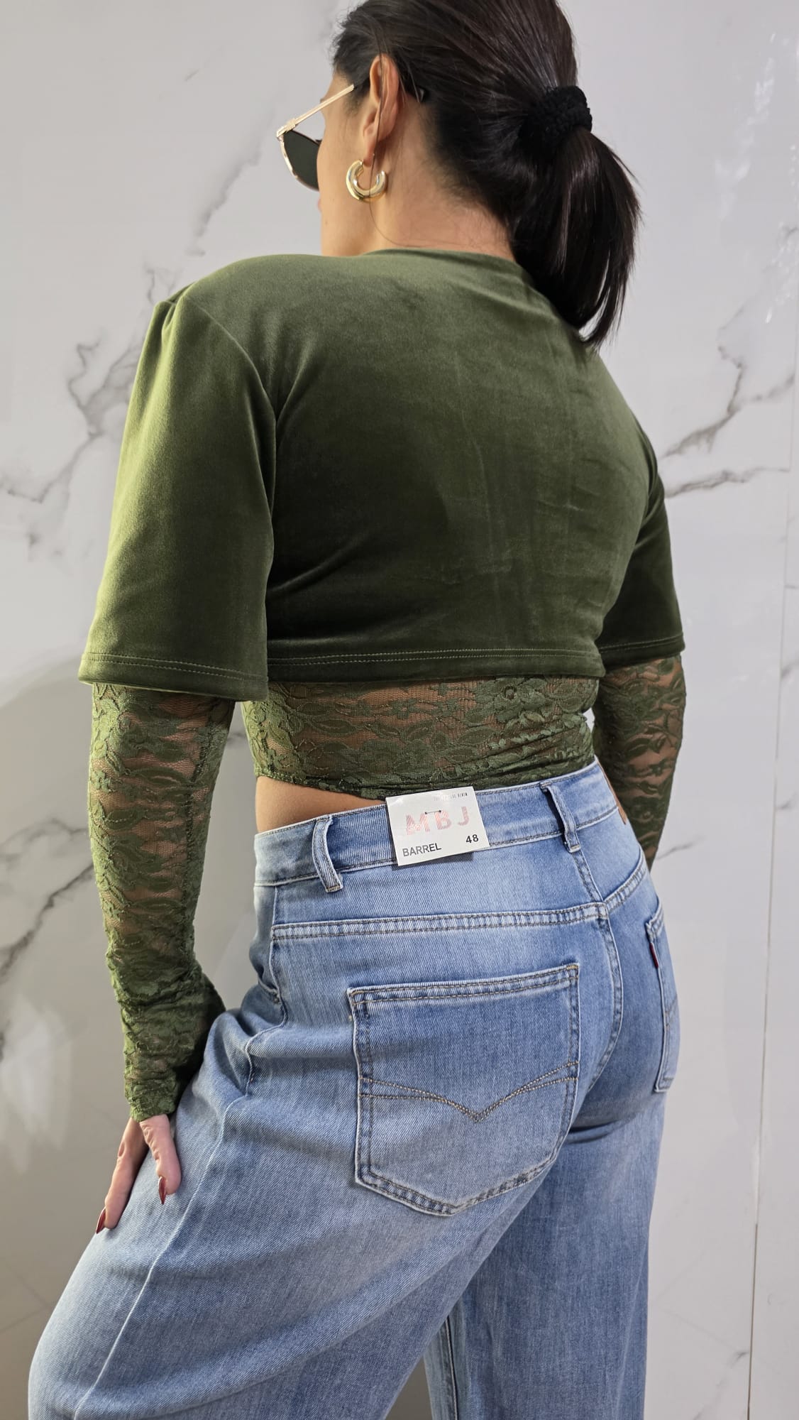 Body Verde Scuro con Maniche Lunghe e Dettagli in Pizzo per Donna Stile Elegante e Moderno