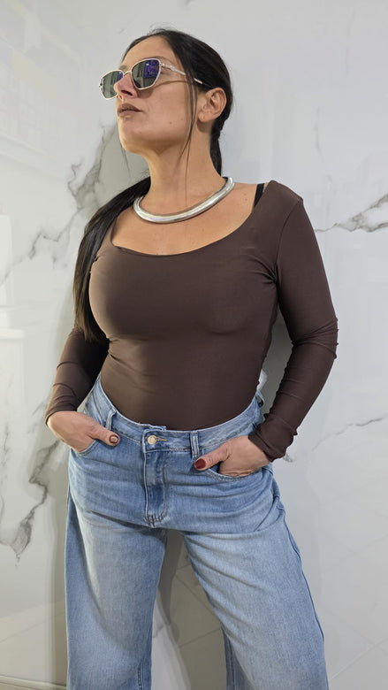 Bodysuit Nero con Schiena Aperta e Maniche Lunghe per Donna Stile Elegante e Moderno Ideale per Occasioni Speciali