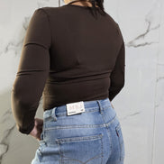 Body Elegante con Dettagli in Pizzo e Scollatura a V