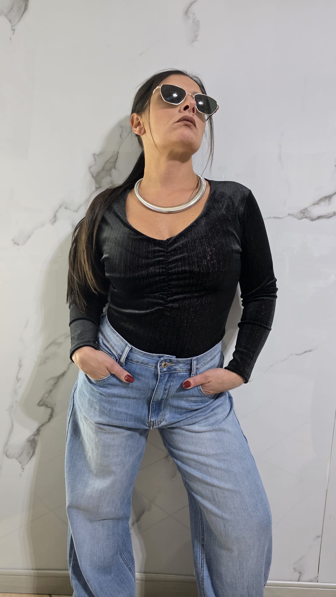 Body con Arricciatura e Scollatura a V