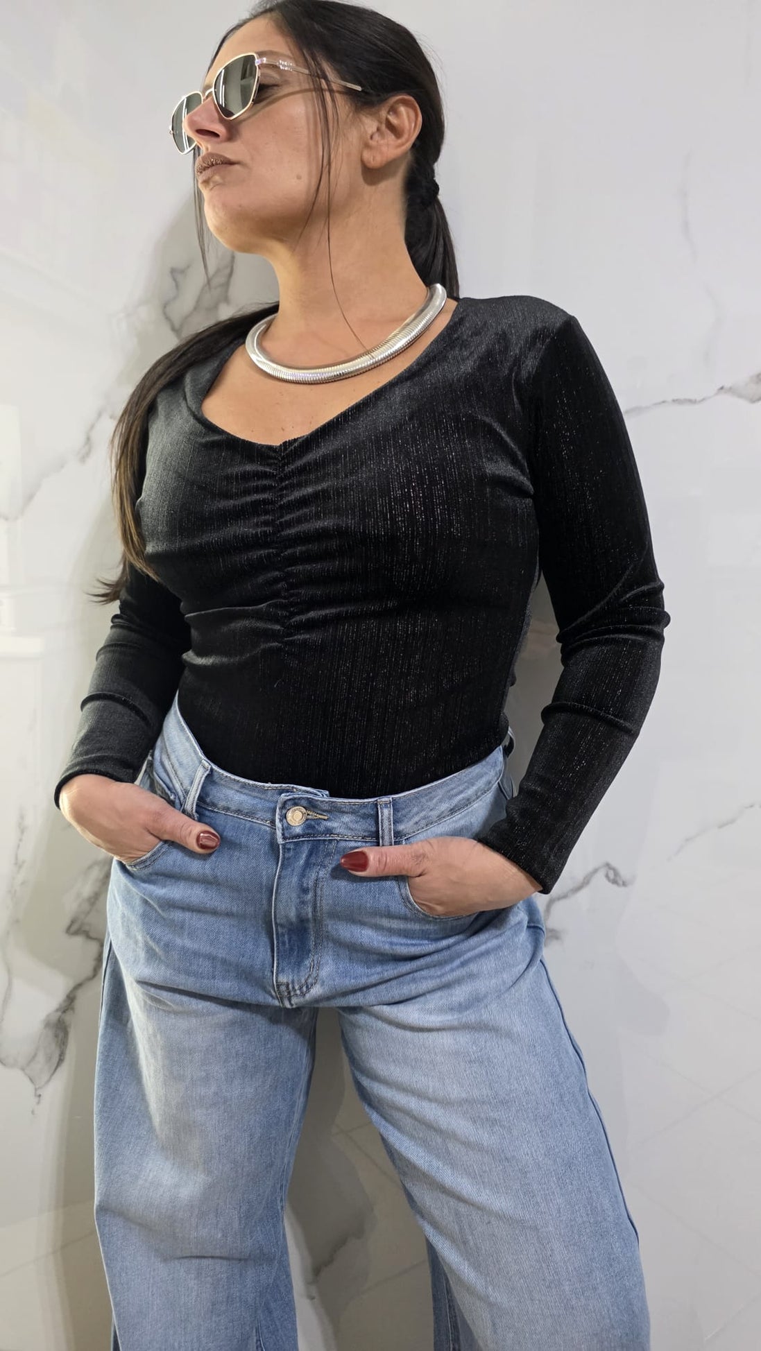 Body con Arricciatura e Scollatura a V