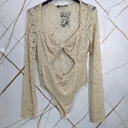 Body in Pizzo con Nodo e Dettaglio Cut-Out
