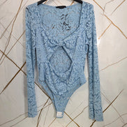Body in Pizzo con Nodo e Dettaglio Cut-Out