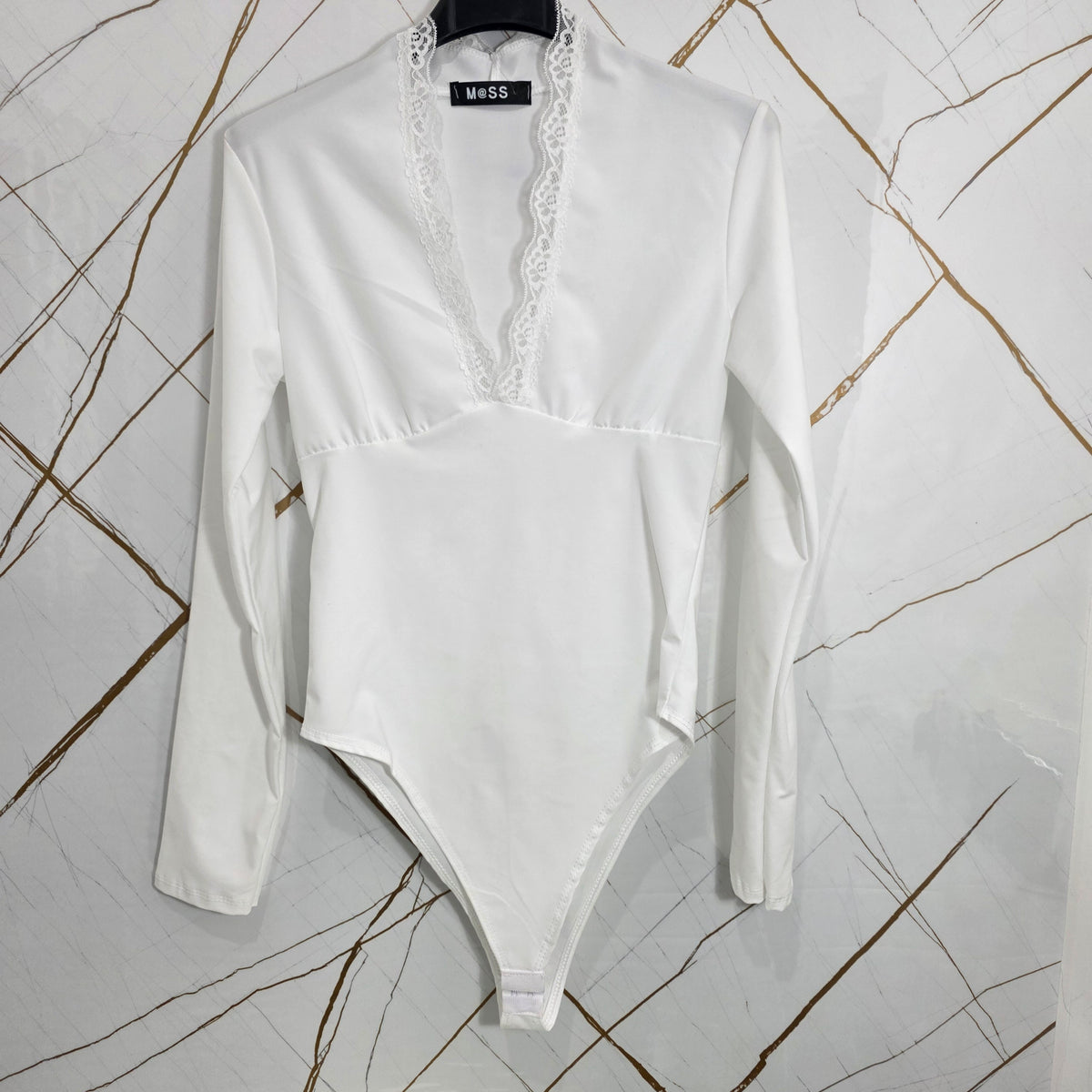 Body con Dettagli in Pizzo Taglia Unica Rosso Elegante e Versatile per Ogni Occasione con Maniche Lunghe e Collo a V Capo Essenziale per il Guardaroba