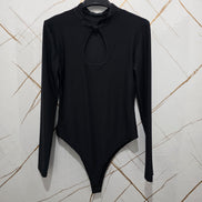 Body Rosso a Maniche Lunghe con Collo Alto e Dettaglio al Centro per Donna Stile Elegante e Comfortabile