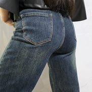 Denim Stardust Jeans a Gamba Larga in Denim Scuro con Dettagli Scintillanti per un Look Audace e Stiloso Comfort e Stile