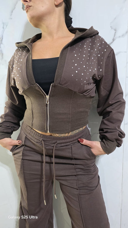 Tuta Completa Sportiva Donna Nero con Dettagli Brillanti e Zip Centrale per un Look Moderno e Funzionale