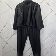 Abbigliamento Donna in Stile Moderno - Top e Pantaloni in Tinta Unita con Design Elegante e Comfortabile