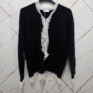 Cardigan Nero con Dettagli in Pizzo Bianco per Donna Elegante e Comfortabile