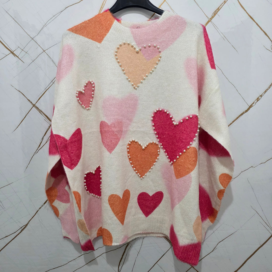Maglione Donna con Cuori Colorati in Rosa e Arancione Stile Casual e Comodo per Ogni Giorno
