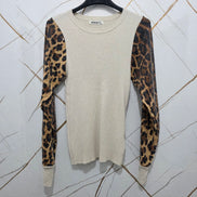 Maglia a Maniche Lunghe con Dettaglio Animalier - Comfort e Stile per Varie Occasioni - Capo Versatile e Originale