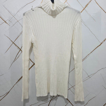 Maglia a Coste con Collo Alto in Tessuto Elasticizzato per Comfort e Stile Ideale per Giornate Fresche
