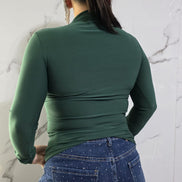 Maglia Verde Lunga Manica con Design Ruché per un Look Elegante e Comfortabile