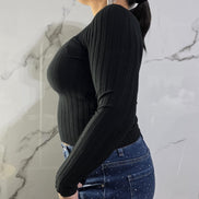 Maglia a Costina Nero con Maniche Lunghe e Design Elegante per Look Casual