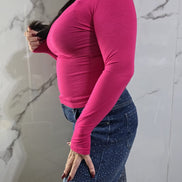 T-shirt Semplice Aderente in Rosso con Maniche Lunghe e Taglio Adatto per un Look Moderno e Comfortabile