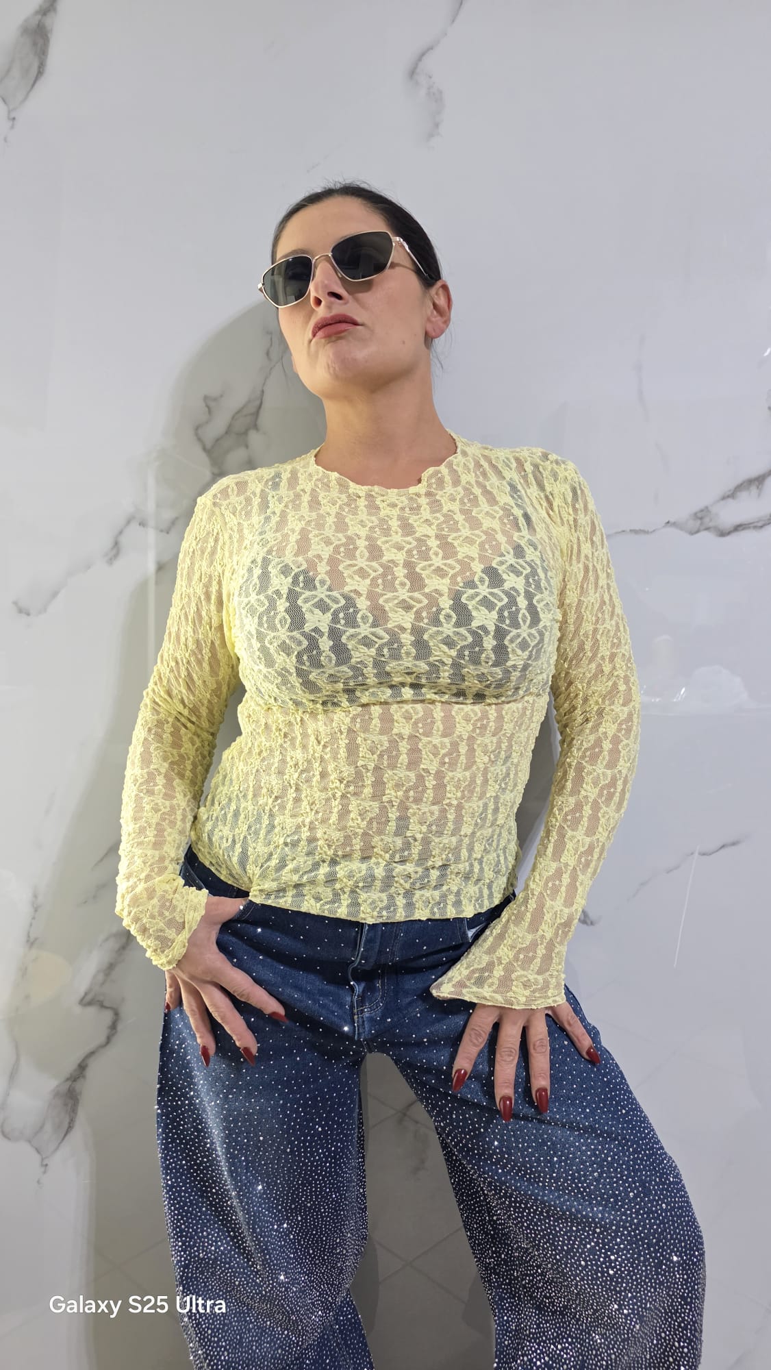 Maglia in Pizzo Blu Scuro con Maniche Lunghe per Donna Elegante