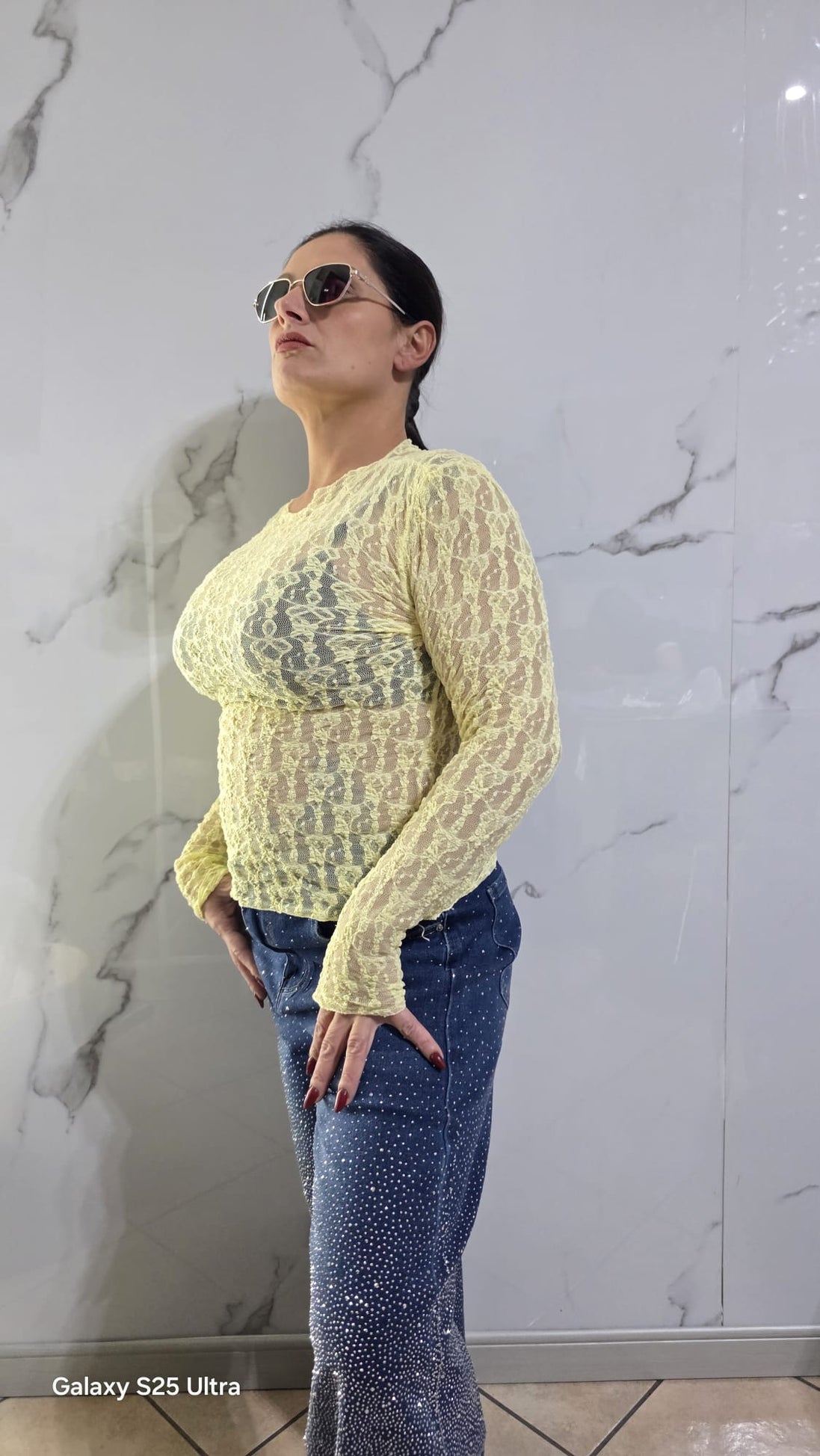 Maglia in Pizzo Blu Scuro con Maniche Lunghe per Donna Elegante