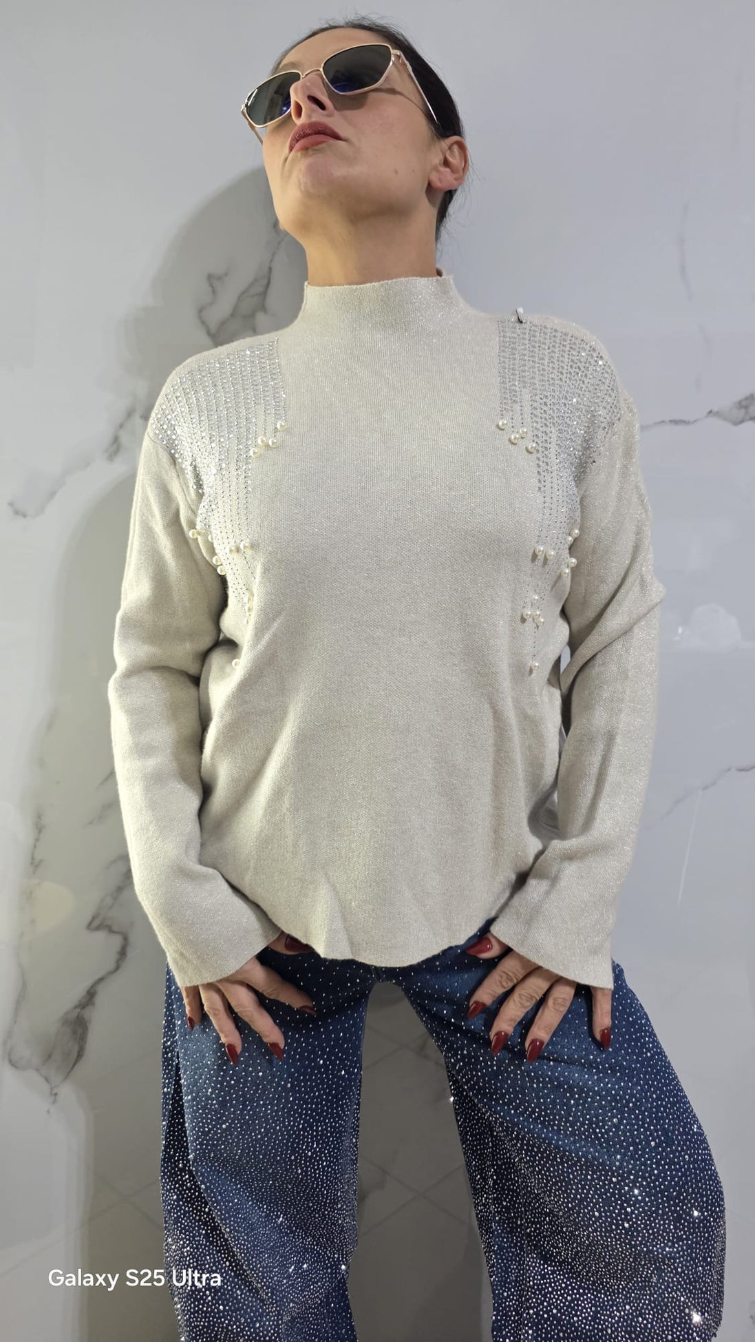 "Maglia Glamour con Dettagli Perle"