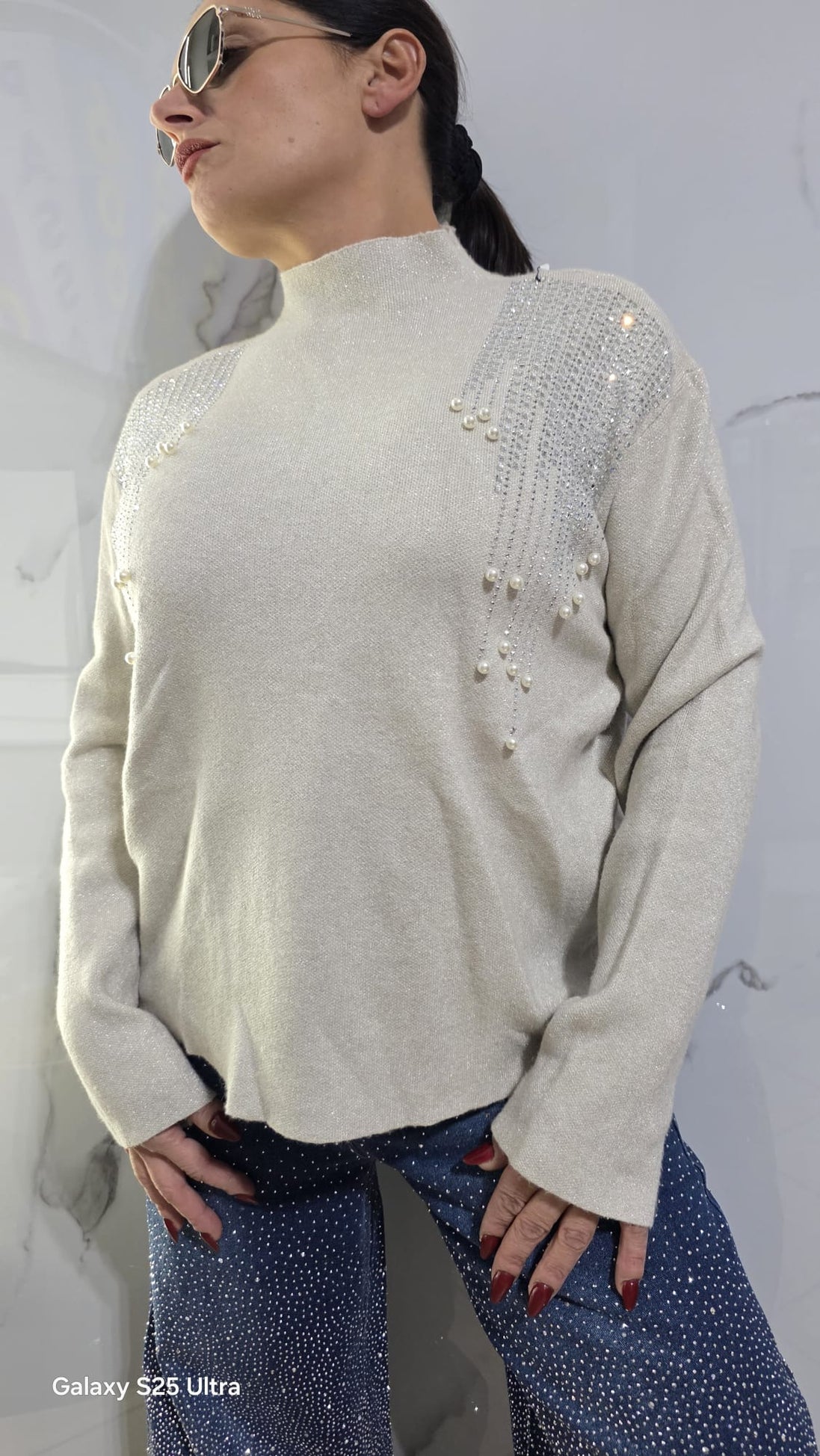 "Maglia Glamour con Dettagli Perle"