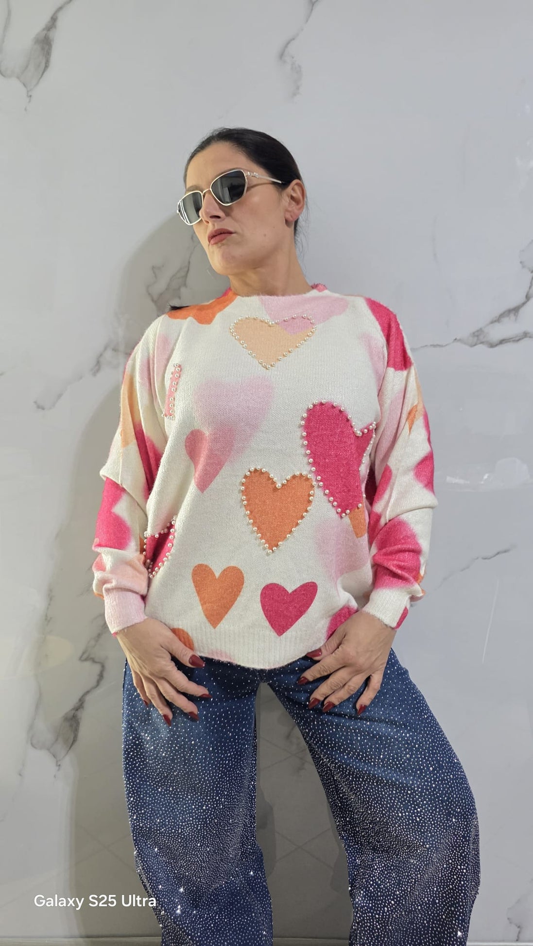 Maglione Donna con Cuori Colorati in Rosa e Arancione Stile Casual e Comodo per Ogni Giorno