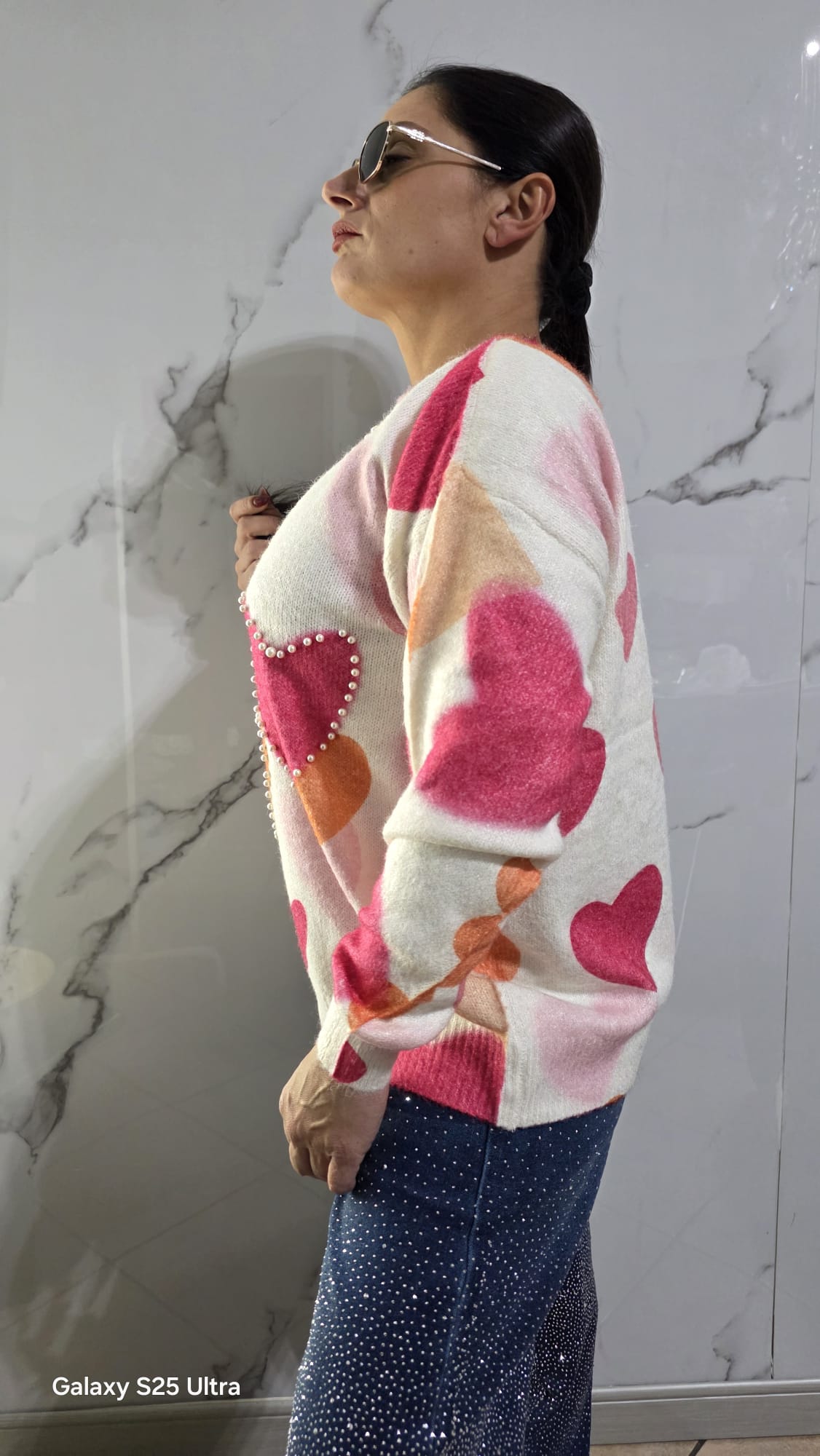 Maglione Donna con Cuori Colorati in Rosa e Arancione Stile Casual e Comodo per Ogni Giorno