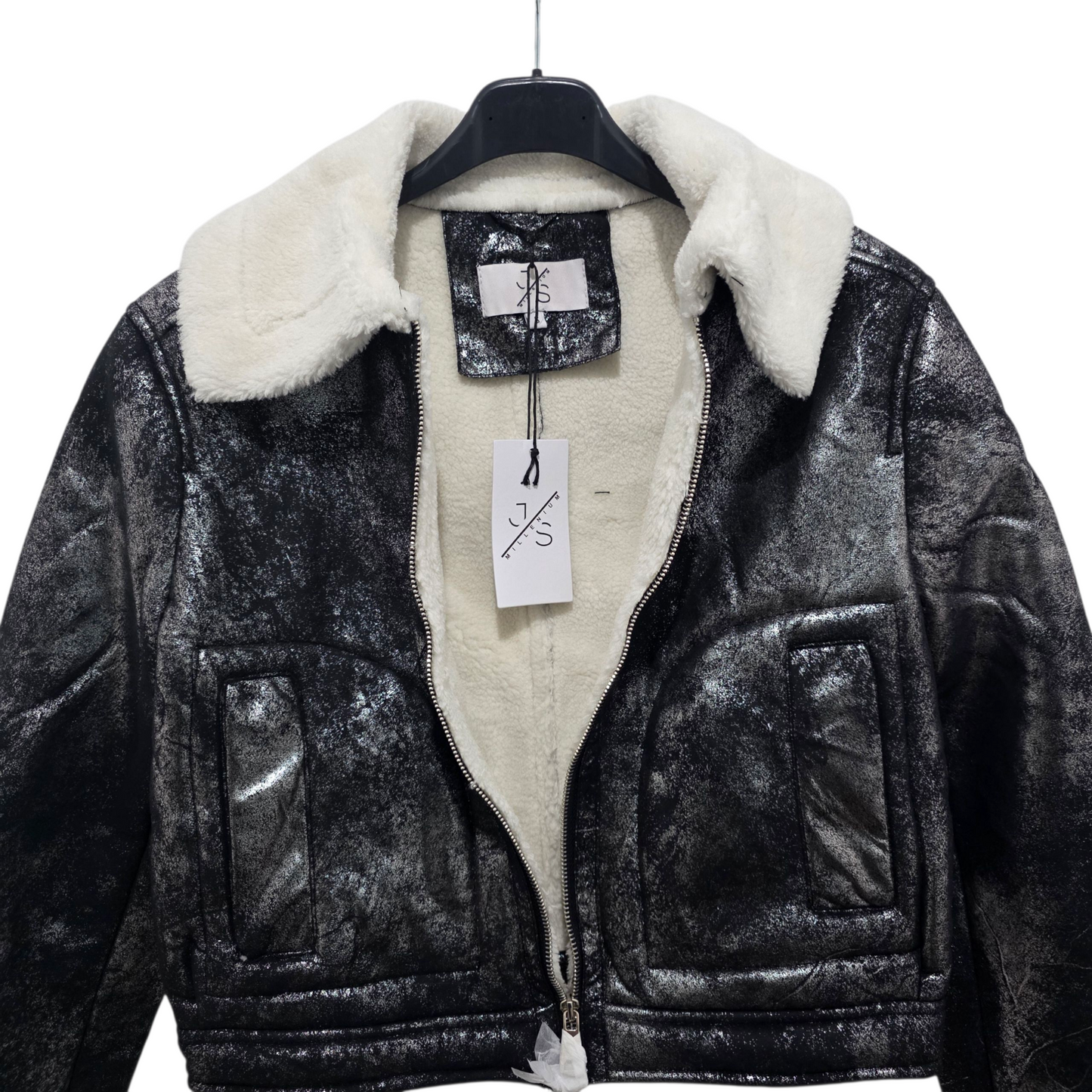 Giubbino Femminile in Faux Leather con Colletto Imbottito