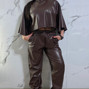 Abbigliamento Donna in Stile Moderno - Top e Pantaloni in Tinta Unita con Design Elegante e Comfortabile