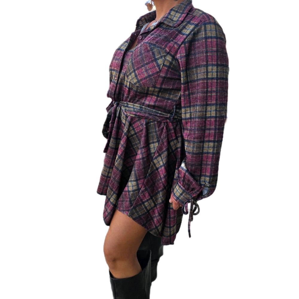 Vestitino a Camicia in Tessuto a Quadri con Cintura e Maniche Lunghe per un Look Elegante e Comfortabile