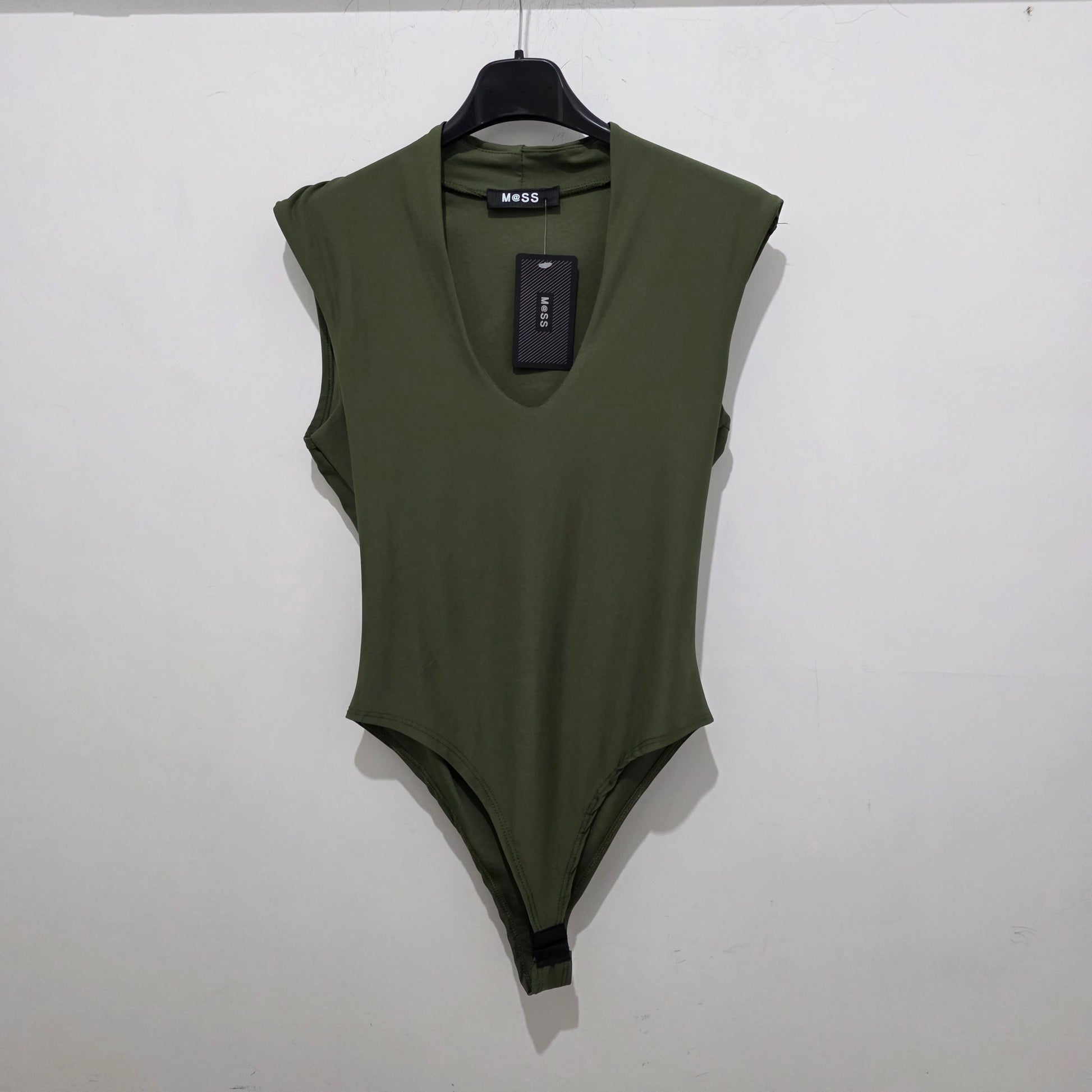 Body Chic con Scollo V e Maniche Drappeggiate