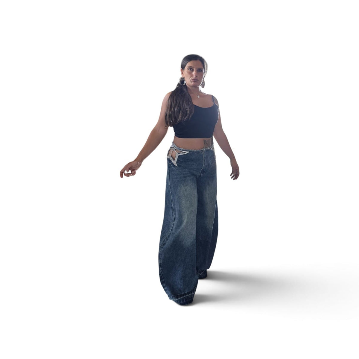 Jeans Oversize con Dettagli in Strass per un Look Elegante e Fashionabile