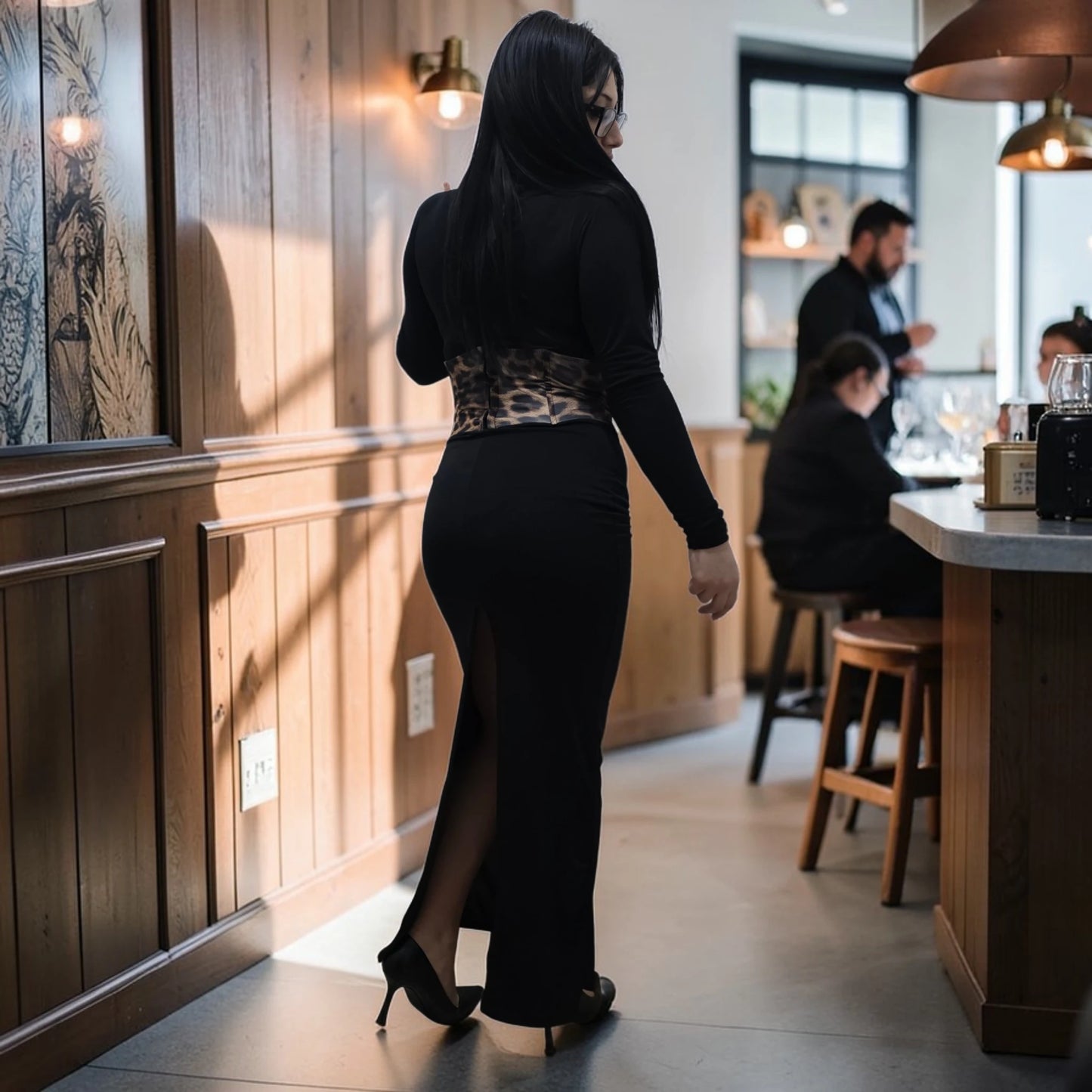Abito Lungo con Top in Stile Animalier Nero e Leopardato per Donna Elegante e Moderno
