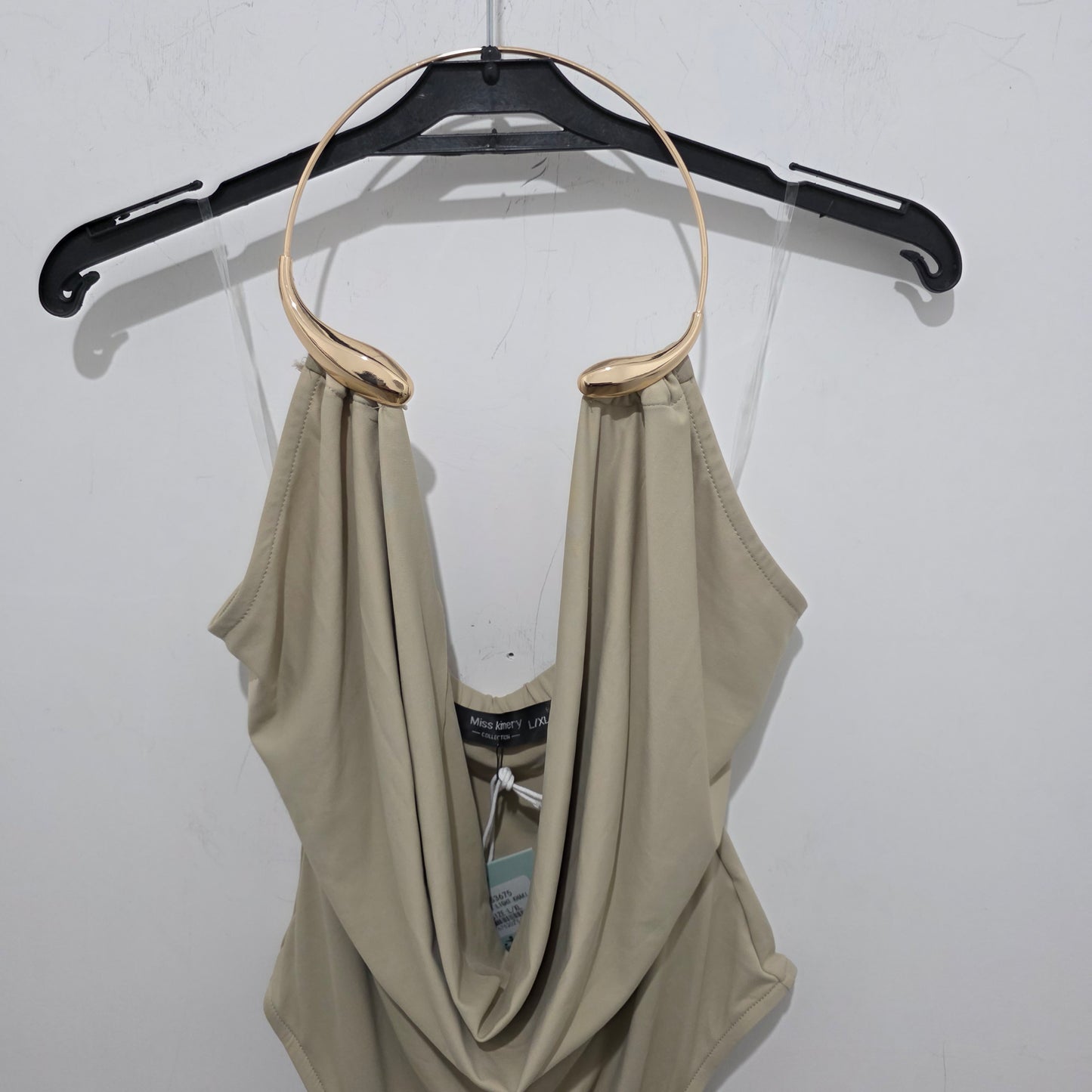 Top Senza Maniche Donna in Cotone Marrone con Collo a V e Dettagli 