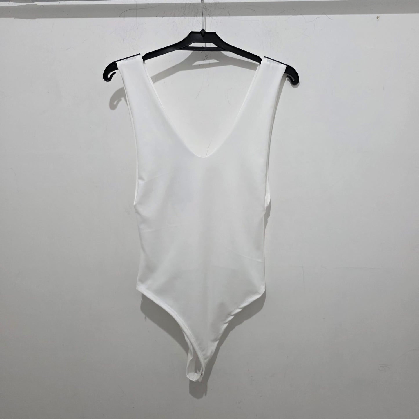 Body Scollo Profondo con Spalline Larghe in Giallo Chiaro per un Look 