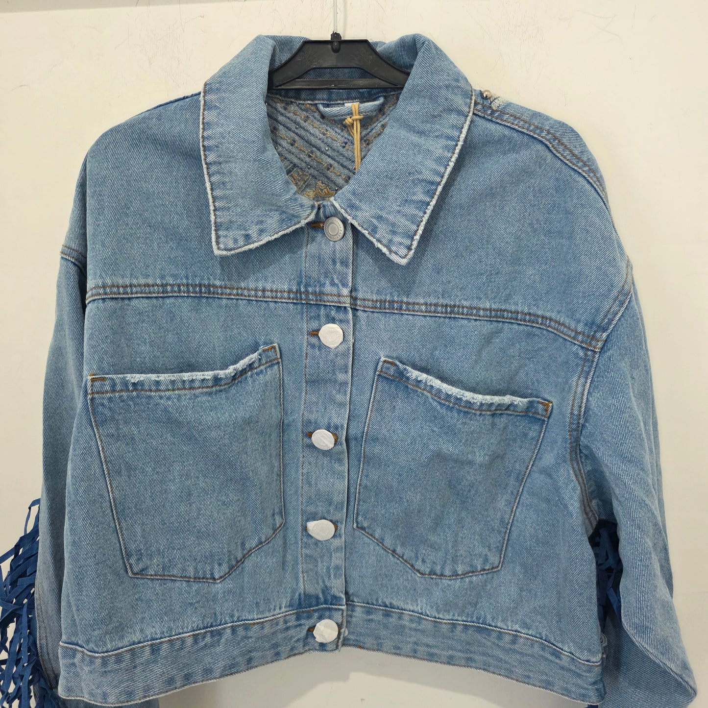 Giacca Denim Cropped con Frange e Decori Stile Casual per Donna