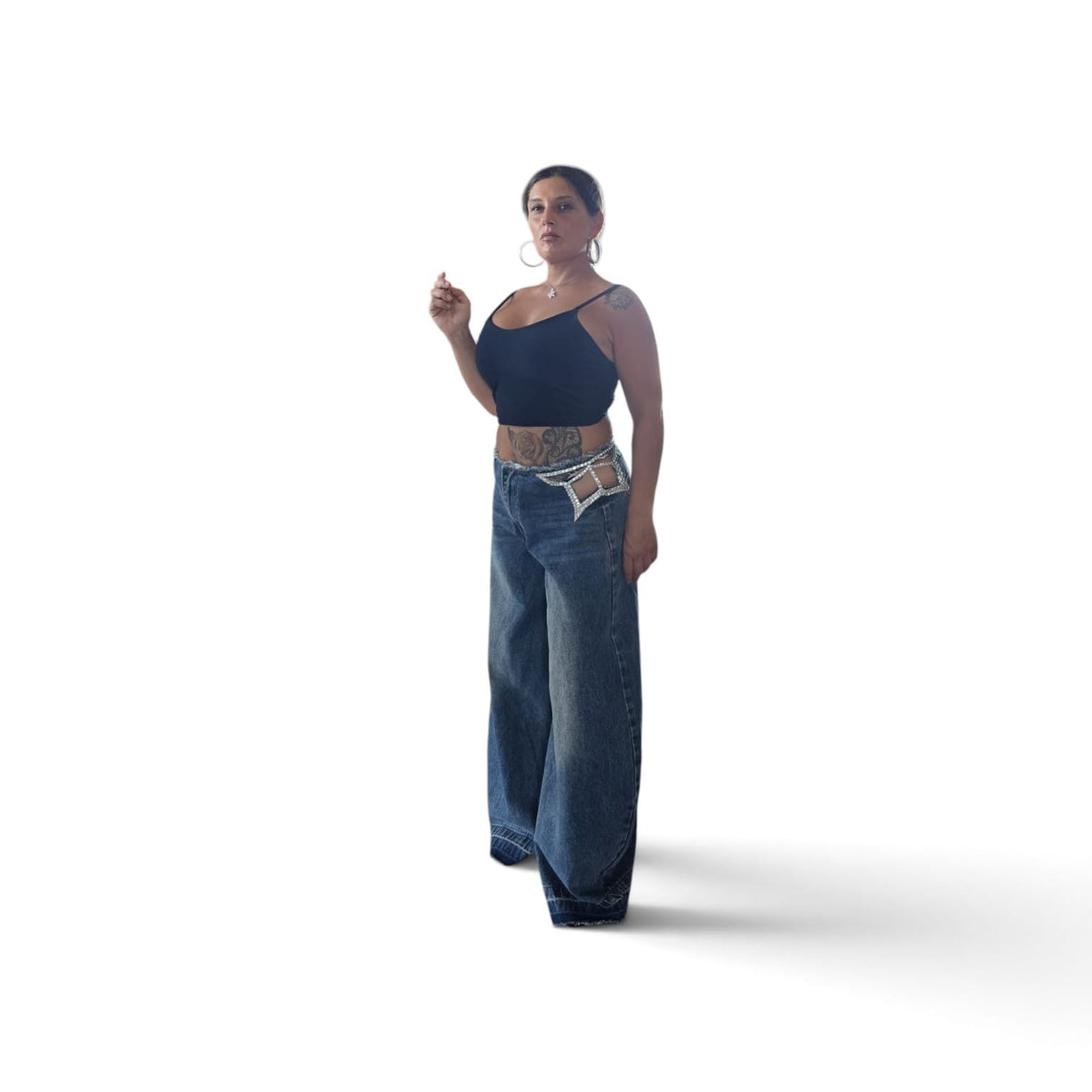 Jeans Oversize con Dettagli in Strass per un Look Elegante e Fashionabile