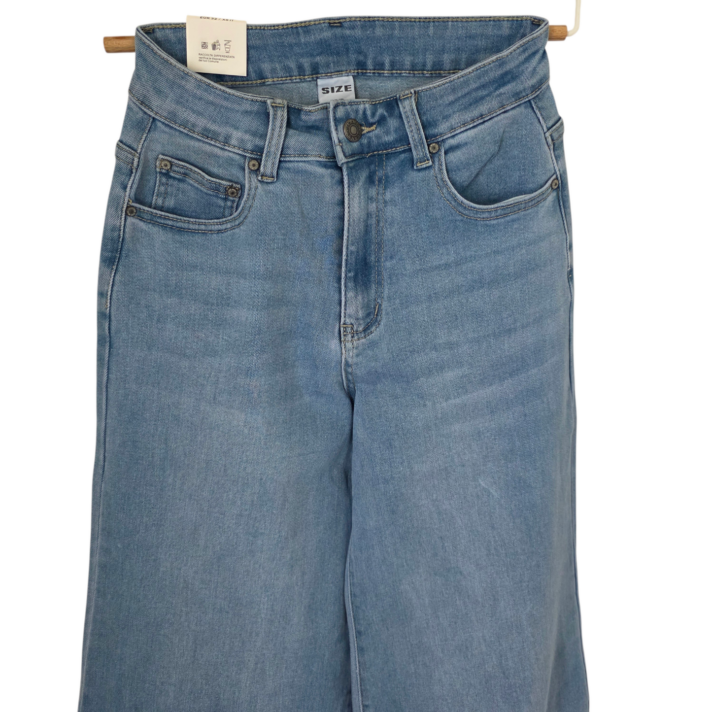 Jeans "Retro chic gamba larga che catturano l'essenza