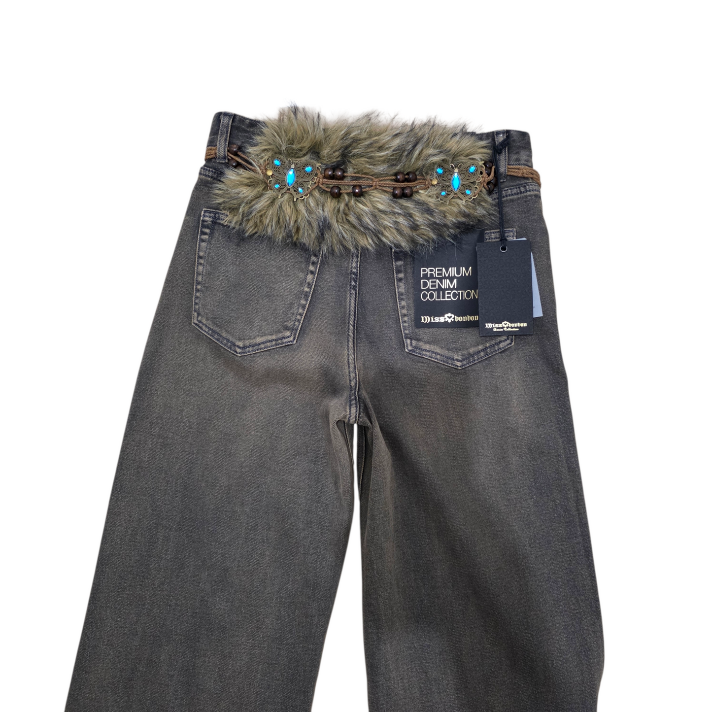Jeans Chic "Western Vibes " con Cintura Intrecciata e Dettagli 